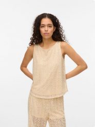 Vero Moda Top w kolorze beżowym rozmiar: XS. Brązowe topy Vero Moda, xs, bez wzorów, bez kołnierzyka, bez ramiączek. Za 41.88 zł.