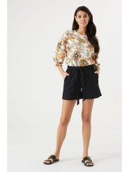 Garcia Bermudy w kolorze czarnym rozmiar: M. Czarne szorty Garcia, bez wzorów, z tkaniny. Za 88.43 zł.