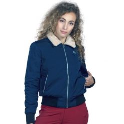 Kurtka damska Flags&Cup Zealandia. Niebieskie kurtki FLAGS&CUP, bez wzorów, sportowe, bez kaptura. Za 429.00 zł.