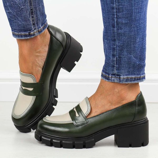 Zielone półbuty damskie na traperze, mokasyny Potocki 12401 GNB. Zielone mokasyny POTOCKI, bez wzorów, ze skóry, z okrągłym noskiem. Za 169.00 zł.