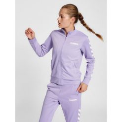 Damska bluza dresowa zapinana na zamek Hummel Legacy. Czerwone bluzy Hummel, m, bez wzorów, z dresówki, sportowe, bez ramiączek, bez kaptura. Za 217.50 zł.