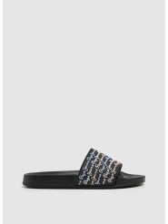 Pepe Jeans FOOTWEAR Klapki w kolorze czarnym rozmiar: 36. Czarne klapki Pepe Jeans FOOTWEAR, bez wzorów, z jeansu, klasyczne, z otwartym noskiem, bez obcasa, bez zapięcia. Za 84.60 zł.