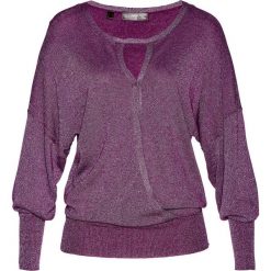 Sweter "nietoperz" z lureksową nitką bonprix fiołkowy. Swetry marki bonprix. Za 37.99 zł.