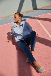 Jeansy rurki niebieskie. Niebieskie jeansy MOODO, bez wzorów, z bawełny. Za 149.99 zł.