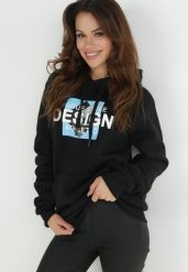 Czarna Bluza Oversize z Kapturem i Nadrukiem Irutoi. Czarne bluzy Born2be, na jesień, l, bez wzorów, z dzianiny, z kapturem. W wyprzedaży za 63.99 zł.