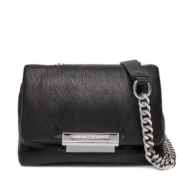 Torebka Armani Exchange. Czarne kopertówki Armani Exchange, bez wzorów, wizytowe, bez dodatków. Za 619.99 zł.