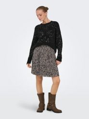 ONLY Sweter w kolorze czarnym rozmiar: L. Czarne swetry ONLY, l, bez wzorów, ze splotem, bez ramiączek. Za 153.34 zł.