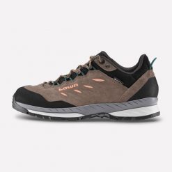 Buty podejściowe damskie Lowa Delago GTX W wodoodporne. Brązowe buty treningowe Lowa, bez wzorów, z gore-texu, bez zapięcia, trekkingowe, gore-tex. Za 799.99 zł.