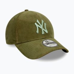 Czapka z daszkiem New Era Two Tone Cord 9Forty New York Yankees. Zielone czapki z daszkiem New Era, bez wzorów. Za 129.99 zł.