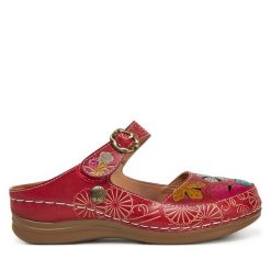 Klapki Laura Vita. Czerwone klapki LAURA VITA, bez wzorów, bez obcasa, bez zapięcia. Za 359.99 zł.