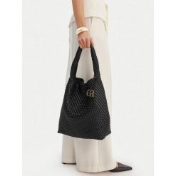 Torebka GINO ROSSI. Czarne torebki klasyczne Gino Rossi, bez wzorów, klasyczne, bez dodatków. Za 299.99 zł.