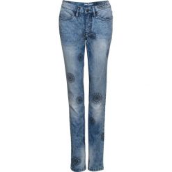 Dżinsy "authentik-stretch" z nadrukiem Classic Fit bonprix niebieski z nadrukiem. Jeansy marki bonprix. Za 89.99 zł.