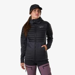 Kurtka outdoor Wędrówki damska Swedemount Lofoten Hybrid Jacket II wodoodporna. Niebieskie kurtki SWEDEMOUNT, xl, bez wzorów, z materiału, bez kaptura. Za 249.99 zł.