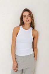 TOP GWEN ECRU L - Flawless. Białe topy Flawless, l, bez wzorów, z bawełny, sportowe, bez kołnierzyka, bez ramiączek. Za 169.00 zł.