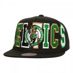 Czapka z daszkiem do koszykówki Mitchell & Ness Boston Celtics czarna. Czarne czapki z daszkiem Mitchell & Ness, bez wzorów, sportowe. Za 159.00 zł.