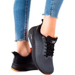 Klasyczne Buty Sportowe DK czarne szare. Czarne buty treningowe DK, bez wzorów, bez zapięcia. Za 189.92 zł.