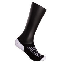 3 szt. skarpety techniczne 35-38, 95% poliester 5% elastan. Białe skarpetki 2117 OF SWEDEN, bez wzorów, z elastanu. Za 130.99 zł.