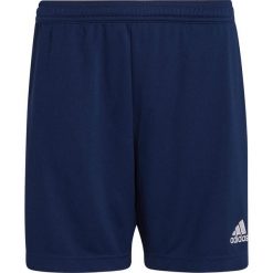 Spodenki piłkarskie dla dzieci adidas Entrada 22. Niebieskie szorty adidas, bez wzorów, sportowe. Za 48.00 zł.