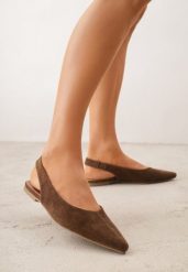 Brązowe Balerinki Typu Slingback Diarin. Brązowe baleriny Renee, bez wzorów, z materiału, z otwartym noskiem, bez obcasa, na płaskiej podeszwie, bez zapięcia. Za 109.99 zł.