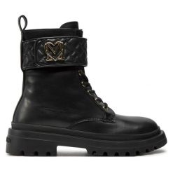 Trapery LOVE MOSCHINO. Czarne traperki Love Moschino, bez wzorów, bez obcasa, bez zapięcia. Za 1,259.00 zł.