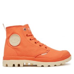Trapery Palladium. Brązowe traperki Palladium, bez wzorów, bez obcasa, bez zapięcia. Za 229.99 zł.