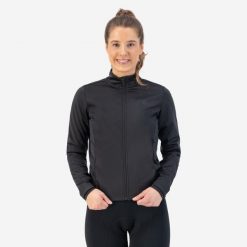 Kurtka rowerowa damska Rogelli Core. Czerwone kurtki Rogelli, s, bez wzorów, z elastanu, bez kaptura, do biegania. Za 310.00 zł.