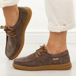 Brązowe skórzane mokasyny damskie Vinceza 95391. Brązowe mokasyny VINCEZA, bez wzorów, z jeansu, z okrągłym noskiem. Za 239.00 zł.