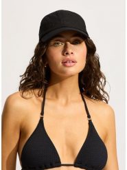 Seafolly Czapka w kolorze czarnym rozmiar: onesize. Czarne czapki z daszkiem Seafolly, bez wzorów, z bawełny. Za 55.95 zł.