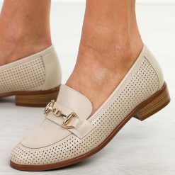 Beżowe ażurowe mokasyny damskie Potocki 12587. Brązowe mokasyny POTOCKI, w ażurowe wzory, z jeansu, z okrągłym noskiem. Za 179.00 zł.