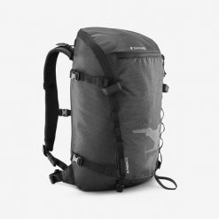Plecak alpinistyczny Alpinism Simond 22 l. Czarne plecaki SIMOND, bez wzorów, z poliamidu, duże, bez dodatków. Za 129.99 zł.