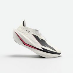 Buty do biegania damskie Kiprun Kipstorm Elite. Białe buty do biegania KIPRUN, bez wzorów, bez zapięcia, do biegania. Za 899.99 zł.