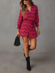 LA Angels Sukienka w kolorze czerwonym rozmiar: L. Czerwone sukienki LA Angels, l, bez wzorów, z tkaniny, bez kołnierzyka, bez ramiączek, mini. Za 152.99 zł.