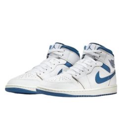 Buty do chodzenia dla dorosłych Air Jordan 1 Mid SE Industrial Blue. Niebieskie buty sportowe lifestyle Jordan, bez wzorów, z materiału, sportowe, bez zapięcia. Za 739.99 zł.
