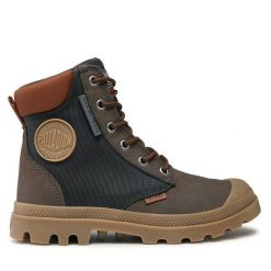 Trapery Palladium. Brązowe traperki Palladium, bez wzorów, bez obcasa, bez zapięcia. Za 699.99 zł.