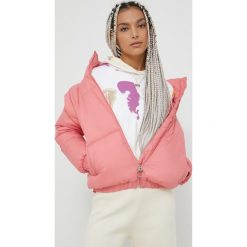 Fila kurtka damska kolor pomarańczowy zimowa. Brązowe kurtki Fila, na zimę, l, bez wzorów, bez kaptura. Za 459.99 zł.