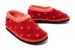 MANITU 340007-04 rot/orange, kapcie damskie. Czerwone kapcie Manitu, bez wzorów, z polaru. Za 166.90 zł.