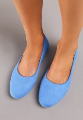 Niebieskie Balerinki z Imitacji Zamszu z Okrągłym Noskiem Garneli. Niebieskie baleriny Born2be, bez wzorów, eleganckie, z okrągłym noskiem, bez obcasa, bez zapięcia. W wyprzedaży za 44.99 zł.