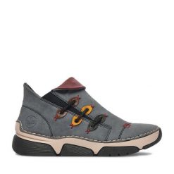 Botki Rieker. Niebieskie botki Rieker, bez wzorów, bez obcasa, na płaskiej podeszwie, bez zapięcia. Za 349.99 zł.