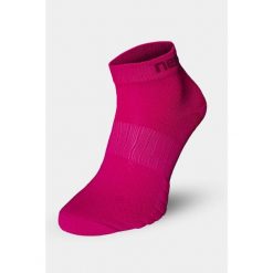 Skarpety stopki bezszwowe Unisex Nessi Sportswear Road S Oddychające. Czerwone skarpetki NESSI SPORTSWEAR, bez wzorów. Za 47.90 zł.