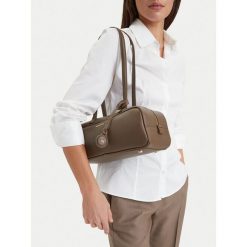 Torebka GINO ROSSI. Brązowe torebki klasyczne Gino Rossi, bez wzorów, klasyczne, bez dodatków. Za 159.99 zł.