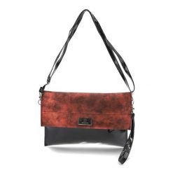 Czerwona Torebka Damska Darexim Stylowa Kopertówka. Czerwone torebki klasyczne Darexim, bez wzorów, eleganckie, bez dodatków. Za 59.99 zł.