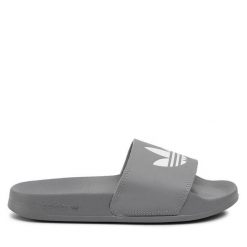 Klapki adidas. Szare klapki adidas, bez wzorów, sportowe, bez obcasa, bez zapięcia. Za 139.99 zł.