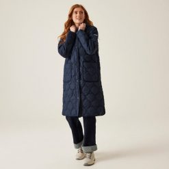 Parka damska Regatta Jaycee II. Niebieskie płaszcze Regatta, bez wzorów, z puchu, sportowe, bez kaptura. W wyprzedaży za 297.00 zł.