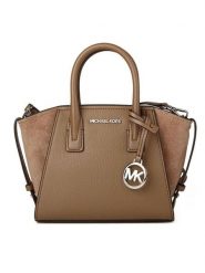 Michael Kors Skórzana torebka w kolorze jasnobrązowym - 24 x 16 x 11 cm rozmiar: onesize. Brązowe torebki klasyczne Michael Kors, bez wzorów, z materiału, przez ramię, bez dodatków. Za 556.99 zł.