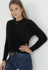 Czarny Sweter Wełniany Voma. Czarne swetry Born2be, m, bez wzorów, z tkaniny, eleganckie, bez ramiączek. W wyprzedaży za 67.99 zł.