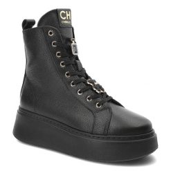 Czarne Botki CheBello Skórzane Buty Damskie. Czarne botki CheBello, bez wzorów, z materiału, bez obcasa, na platformie, bez zapięcia. Za 489.00 zł.