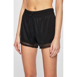 Reebok - Szorty. Szorty sportowe marki Reebok. Za 129.90 zł.