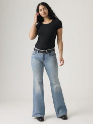Levi's Dżinsy - Flared fit - w kolorze błękitnym rozmiar: W30/L32. Niebieskie jeansy Levi's, l, z aplikacjami, klasyczne. Za 184.95 zł.