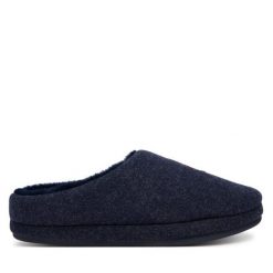 Kapcie Tommy Hilfiger. Niebieskie kapcie Tommy Hilfiger, bez wzorów. Za 249.99 zł.