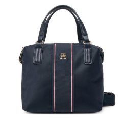 Torebka Tommy Hilfiger. Niebieskie torebki klasyczne Tommy Hilfiger, bez wzorów, klasyczne, bez dodatków. Za 289.99 zł.